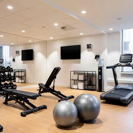 Courtyard By Marriott Glasgow Sec-2